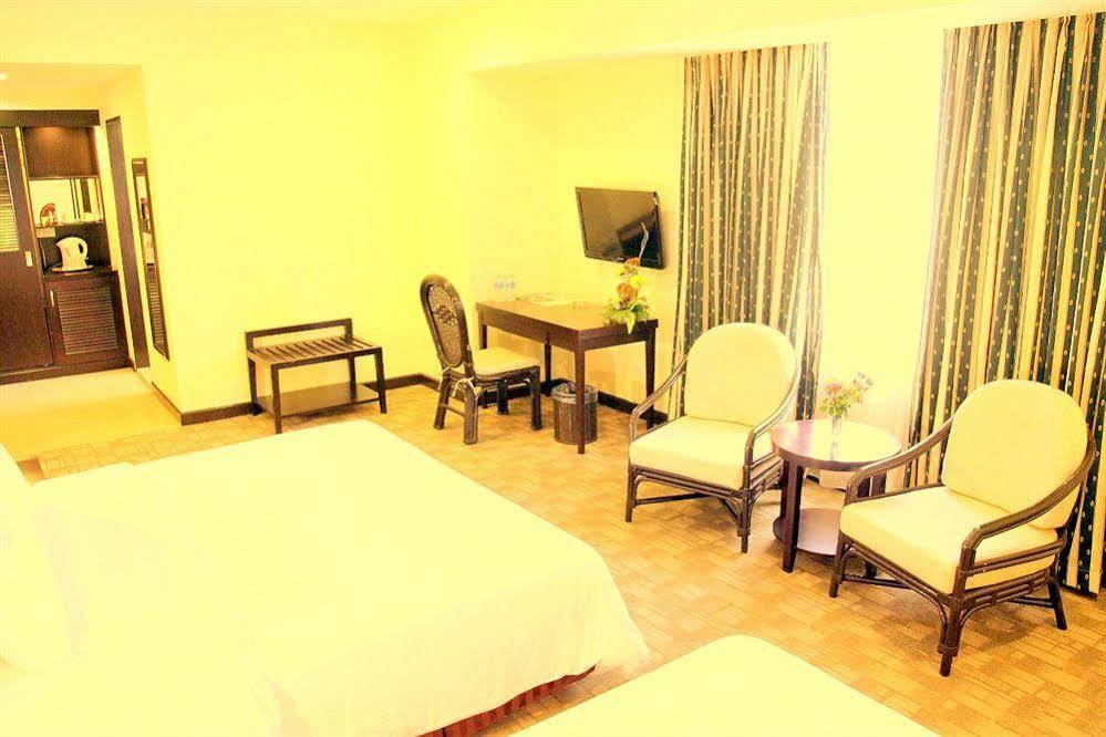 เปอร์คาซา โฮเทล เคนินกัว Hotel Keningau ภายนอก รูปภาพ