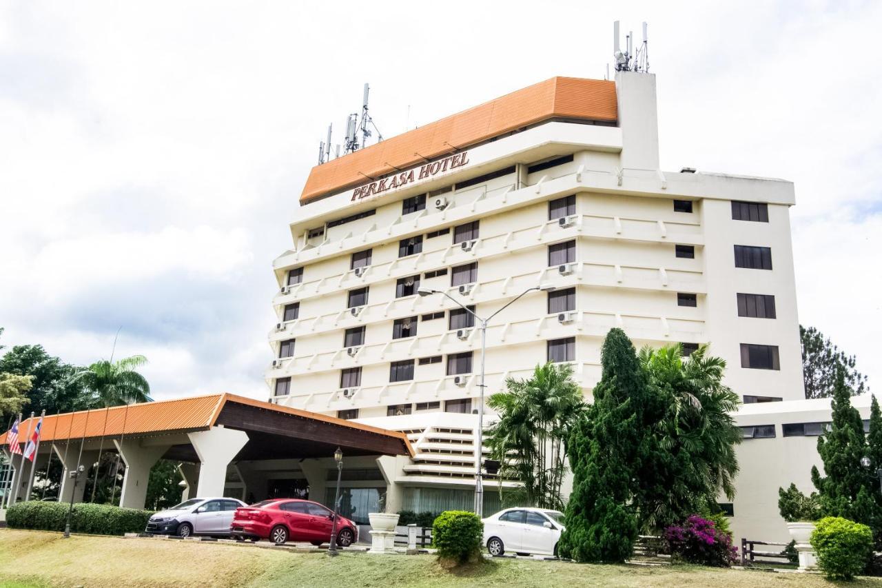 เปอร์คาซา โฮเทล เคนินกัว Hotel Keningau ภายนอก รูปภาพ