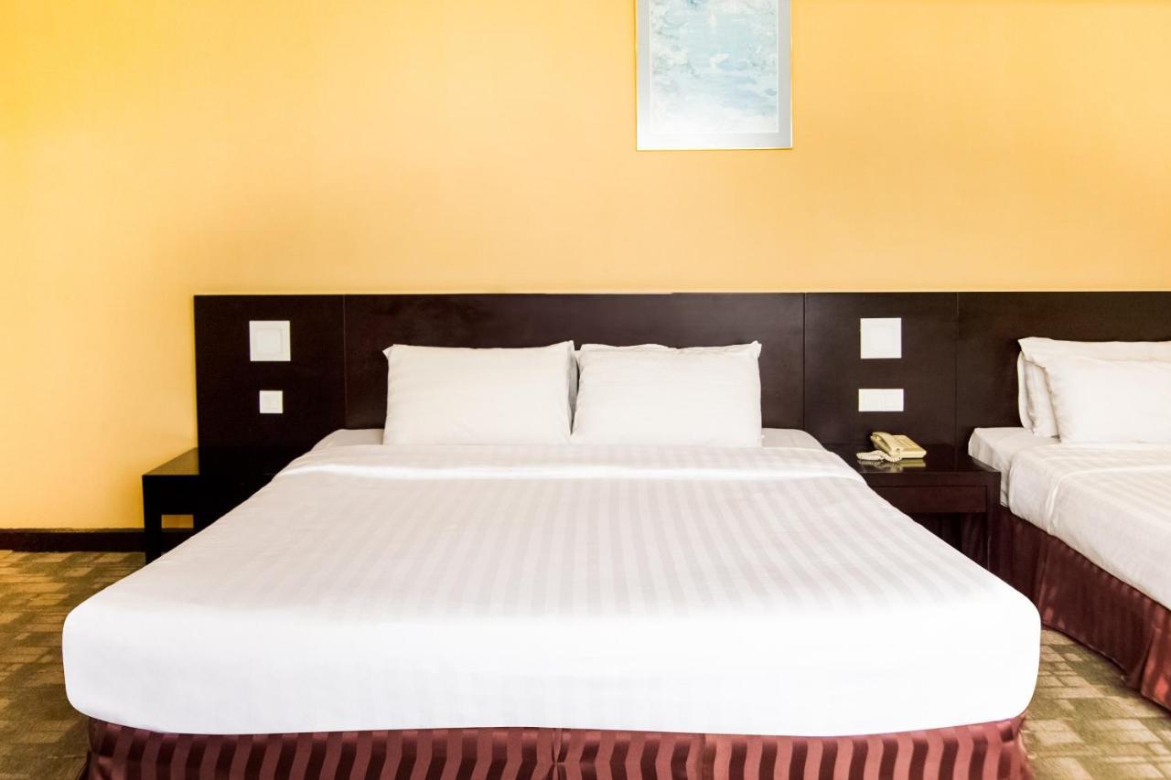 เปอร์คาซา โฮเทล เคนินกัว Hotel Keningau ภายนอก รูปภาพ